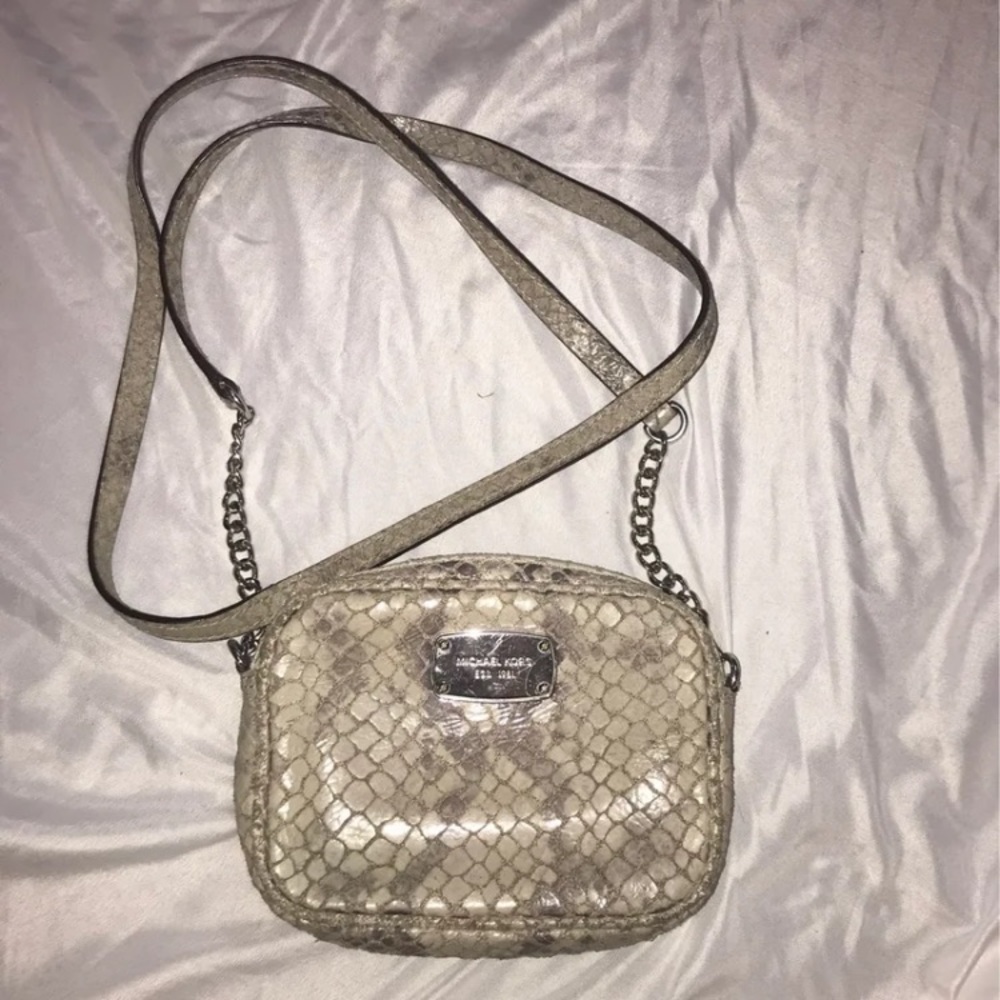 Michael Kors mini cross body